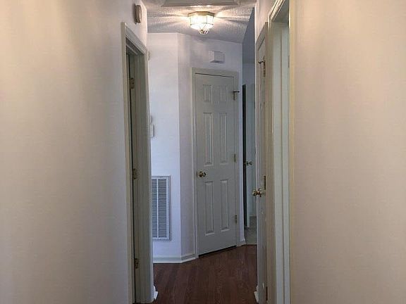 5th image of 12 Pelican Circle