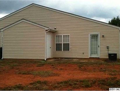 5th image of 5211 Coves End Ct