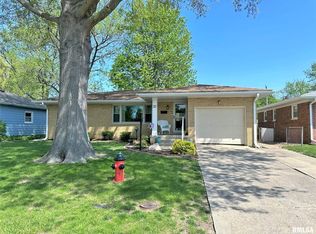 32 Longbow Ln, Springfield, IL 62704