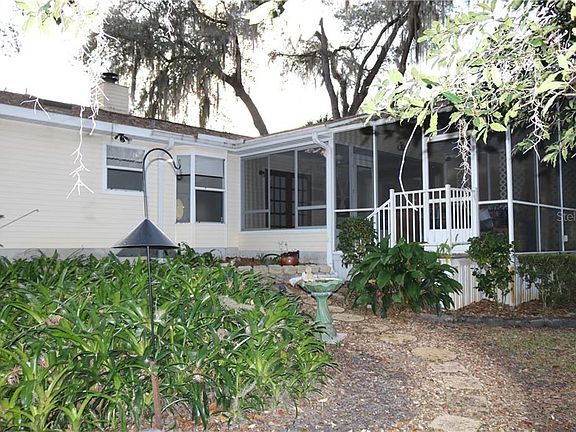 5th image of 32544 Oak Park Dr