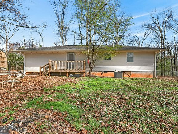 3rd image of 211 Castleman Rd