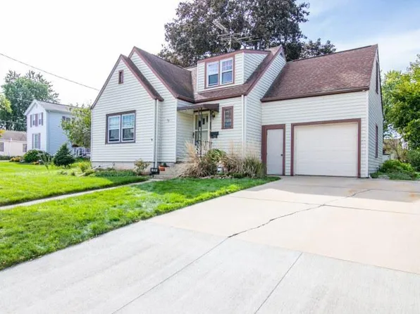 1314 South 3rd STREET, Watertown, WI 53094