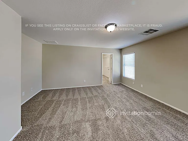 6055 Eganridge Ct — Photo 10