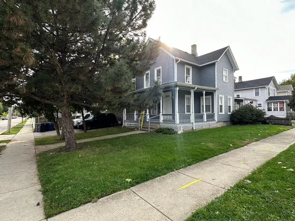 320 Center St, Elgin, IL 60120