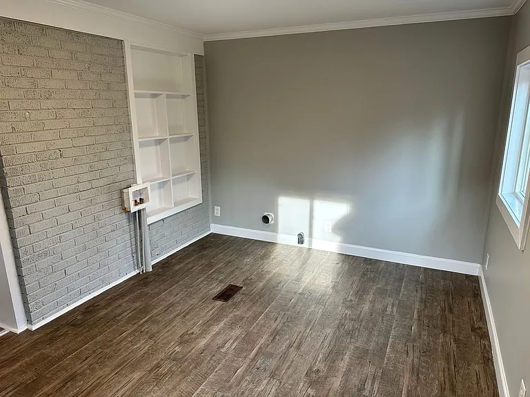 3942 Tillman Rd — Photo 5