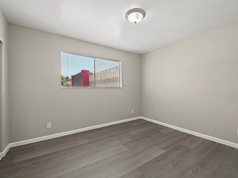 795 Sycamore Ave — Photo 24
