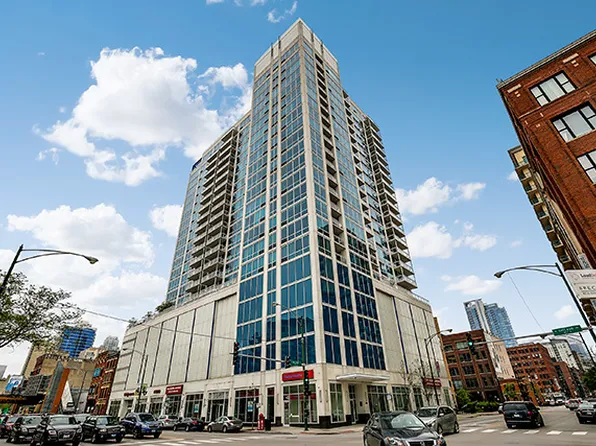 757 N Orleans St #1504, Chicago, IL 60610
