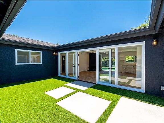 3rd image of 23726 Crosson Dr