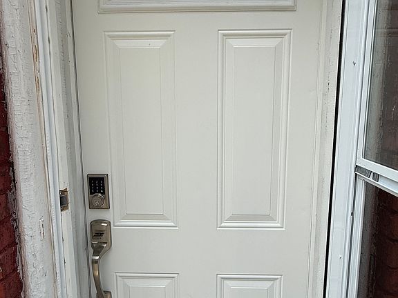 New storms doors and keyless entry on front and rear