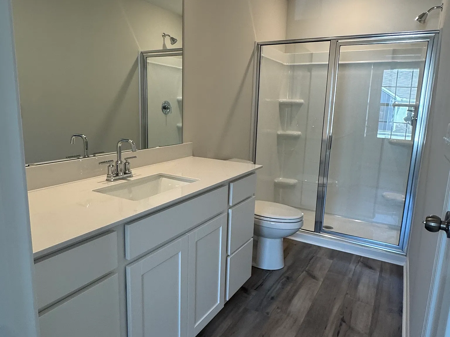 3 bed, 2.5 bath, 1405 sqft, $1,750 — Photo 3