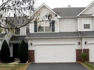 1283 Horseshoe Ln, Bartlett, IL