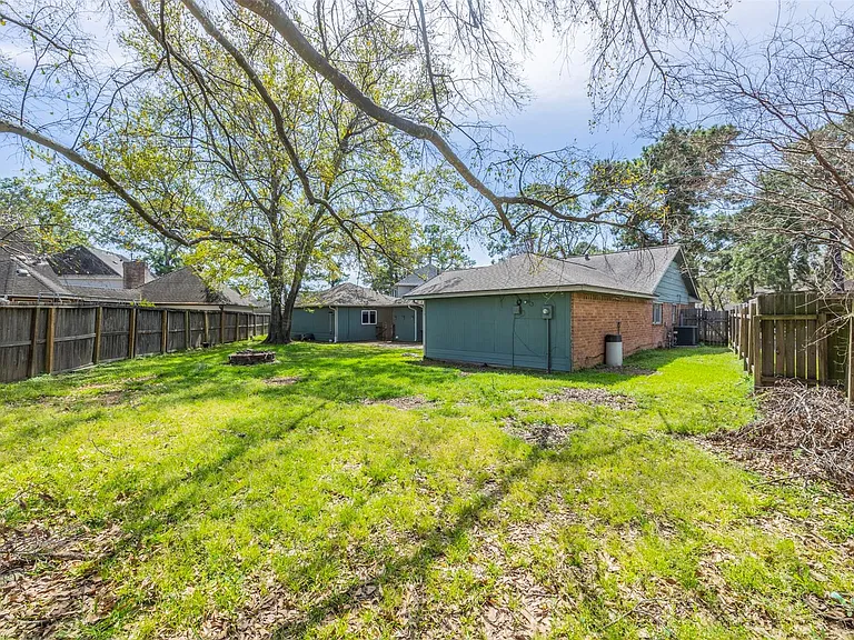 12006 Pine Pass Ct — Photo 32