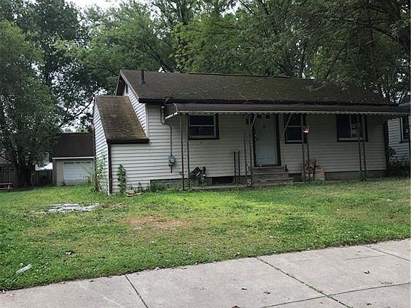 4th image of 670 Argonne Dr