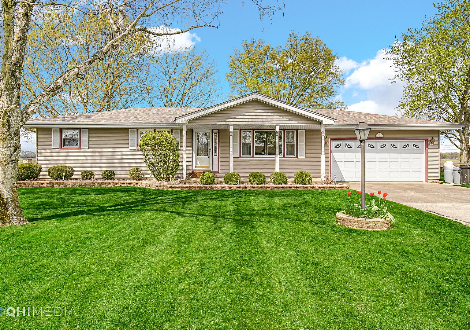 12186 E Gregg Blvd, Momence, IL 60954 Zillow
