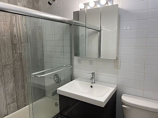 5th image of 1280 Dean St APT 4F