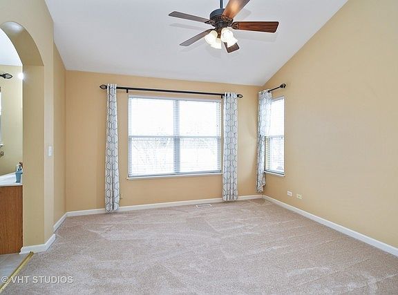 5th image of 328 Haywood Dr