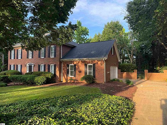 3rd image of 102 Quail Creek Ln