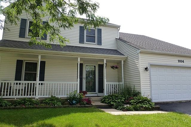 1st image of 1014 E Oakland Ln