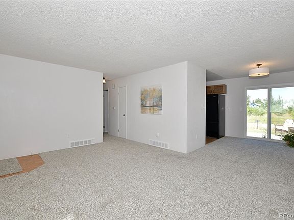 5th image of 3277 Foxridge Dr