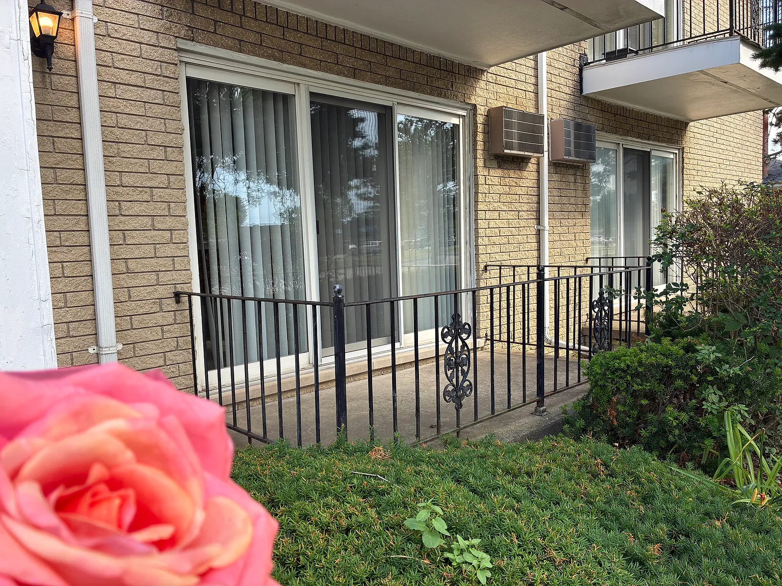 1 bed, $1,100 — Photo 3