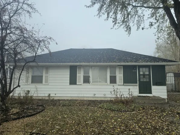 6728 Fairview Ave N, Crystal, MN 55428