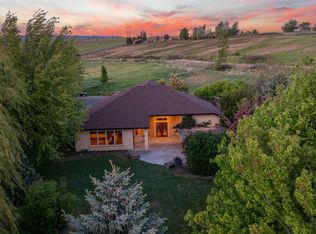 3350 Hungry Junction Rd, Ellensburg, WA 98926