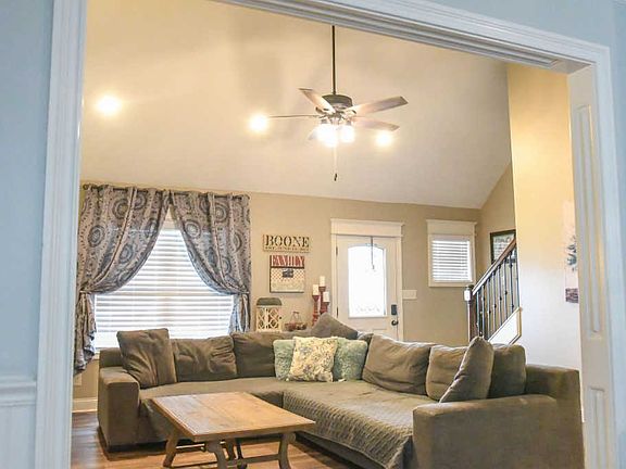 4th image of 1113 Ivy Brook Way