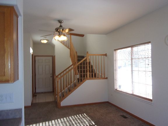 5th image of 1403 Dahlgren Ln #1403