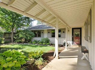 14935 SE Center St, Portland, OR 97236