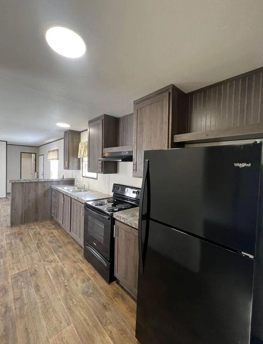 182 Zain Ln — Photo 4