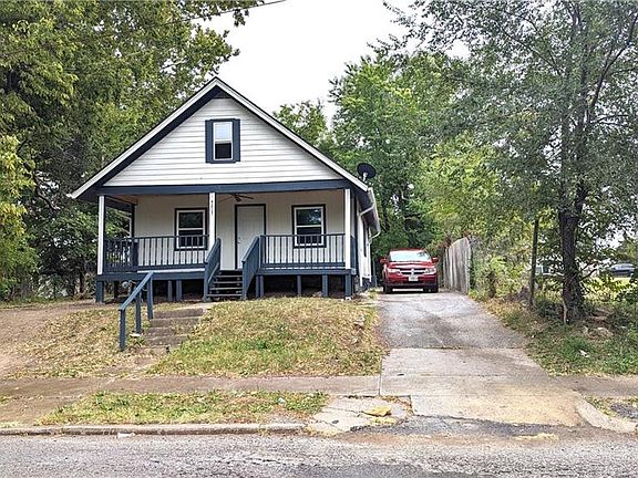 3rd image of 4215 E 43rd St