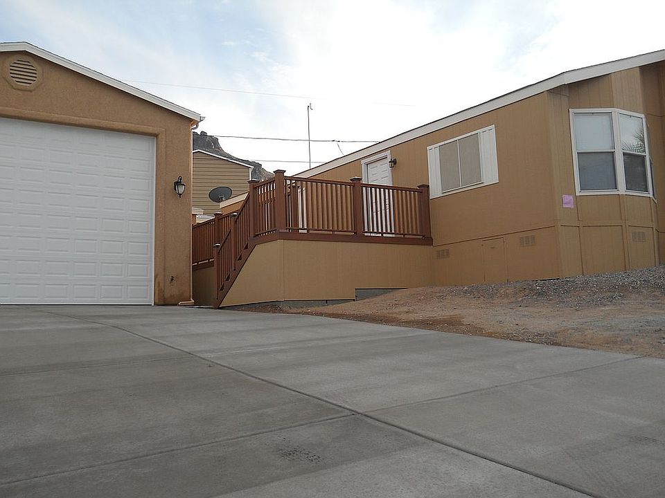 1st image of 880 Bay View Dr