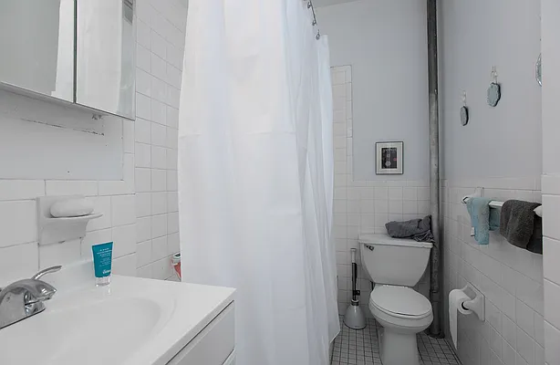 Rented by Emor Management Inc. | media 9