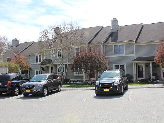2nd image of 5105 Applewood Cir