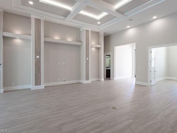 4th image of 9535 CAYMAS WAY N