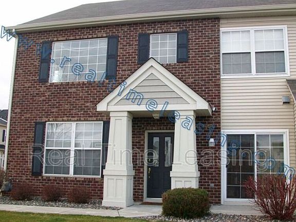 2nd image of 11363 Fergus St NE Unit D