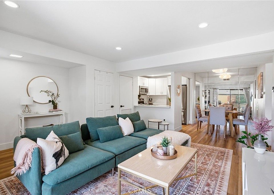 1st image of 25671 Le Parc Unit 33