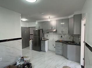 1868 67th St APT 1F, Brooklyn, NY 11204