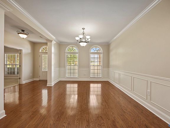 3rd image of 7011 Freedom Park Cir SE