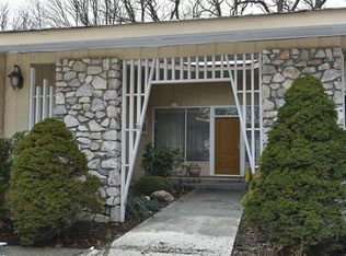 13 Beaver Dam Rd, Pomona, NY 10970