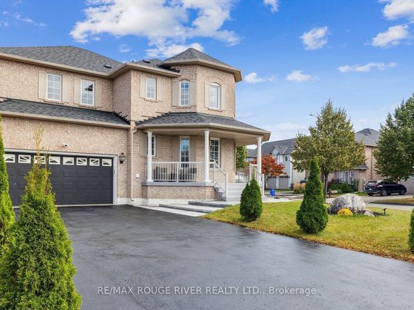 1010 Langford St, Oshawa, ON L1K 2W1