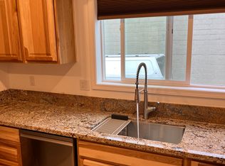 211 1/2 E Main St #A, Rogue River, OR 97537
