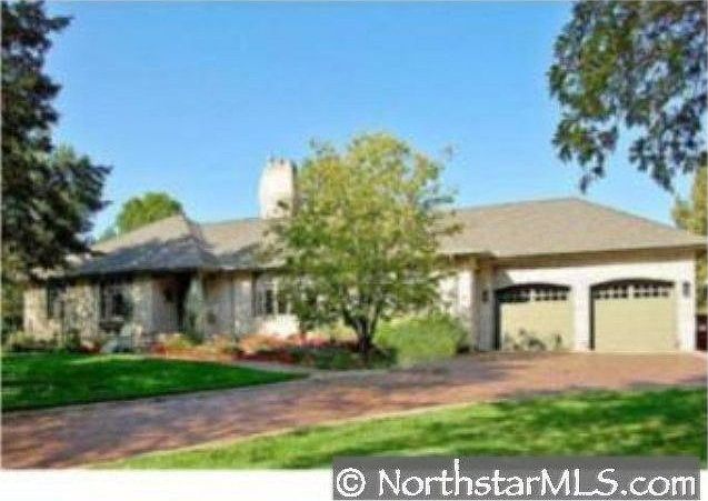 1st image of 25 Lacosta Dr