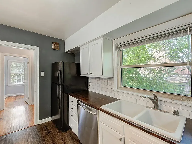 6508 Plainfield Rd — Photo 11