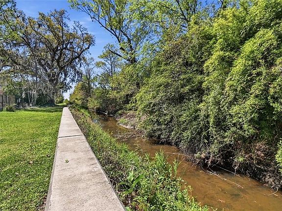 3rd image of 334 West St