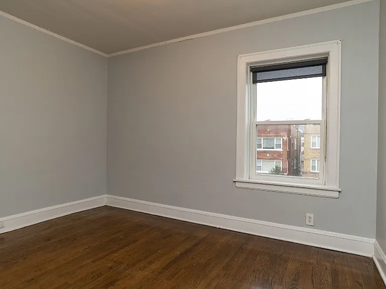 3318 N Leclaire Ave #3S — Photo 1