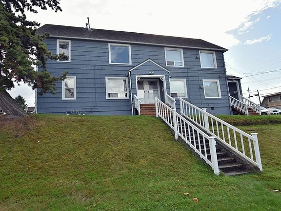 2nd image of 3004 Nassau St