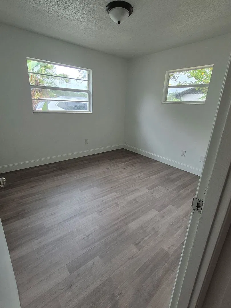 Renovated Home For Rent 3 Bedroom / 2 Bath — Photo 3