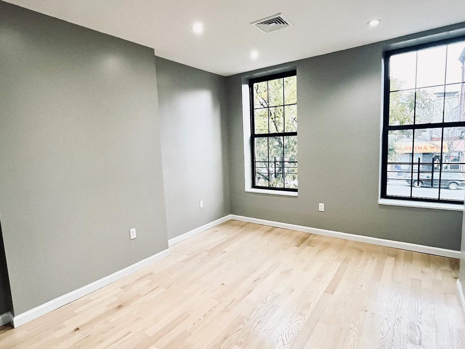 64 Fourth Avenue — Photo 1