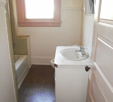 5th image of 534 Park Pl